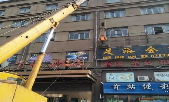 百色安装较高的门店招牌有什么好的方法？