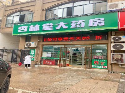 百色铝塑板门头招牌的特点。