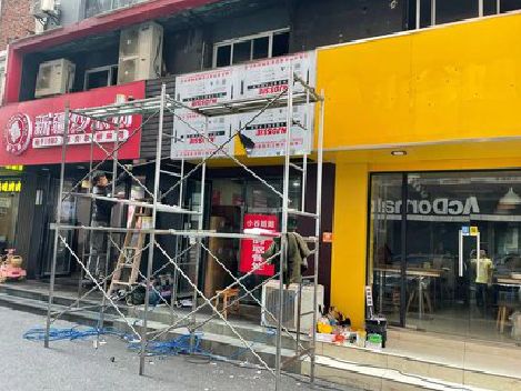 百色制作广告招牌如何避免它发黄？